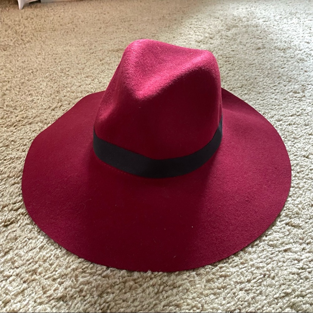 Women’s Wool Hat